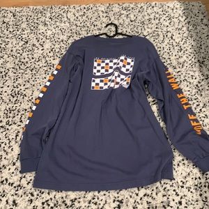 Vans large long sleeve tee